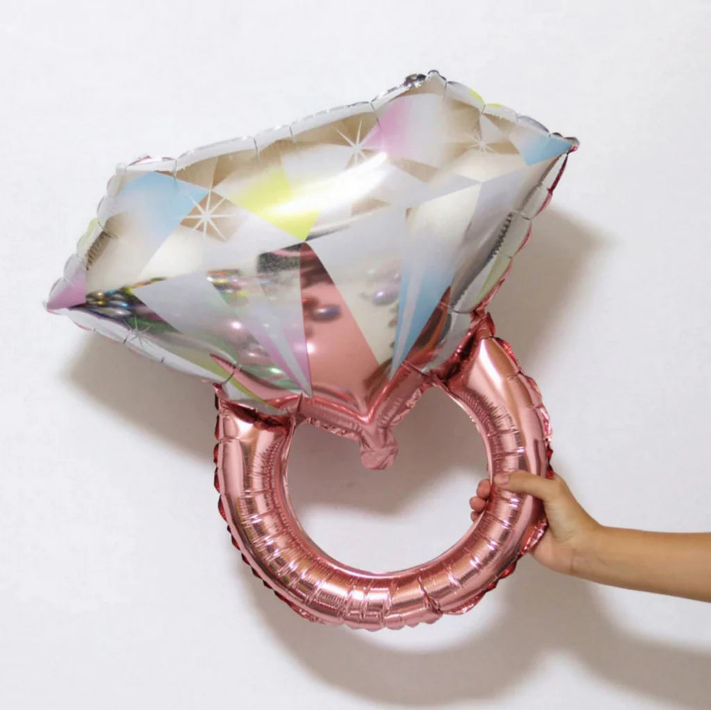 ring foil balloon