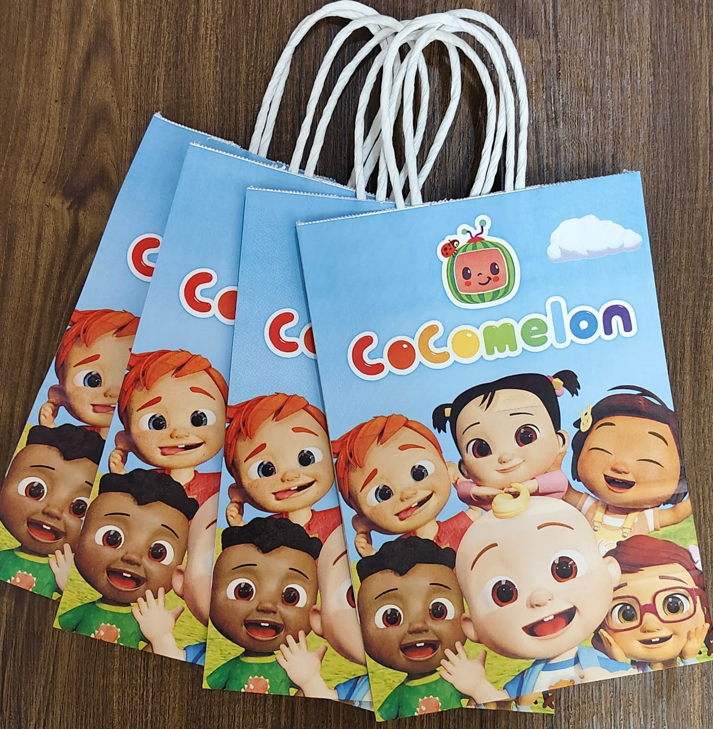 Cocomelon gift bag - pack of 6