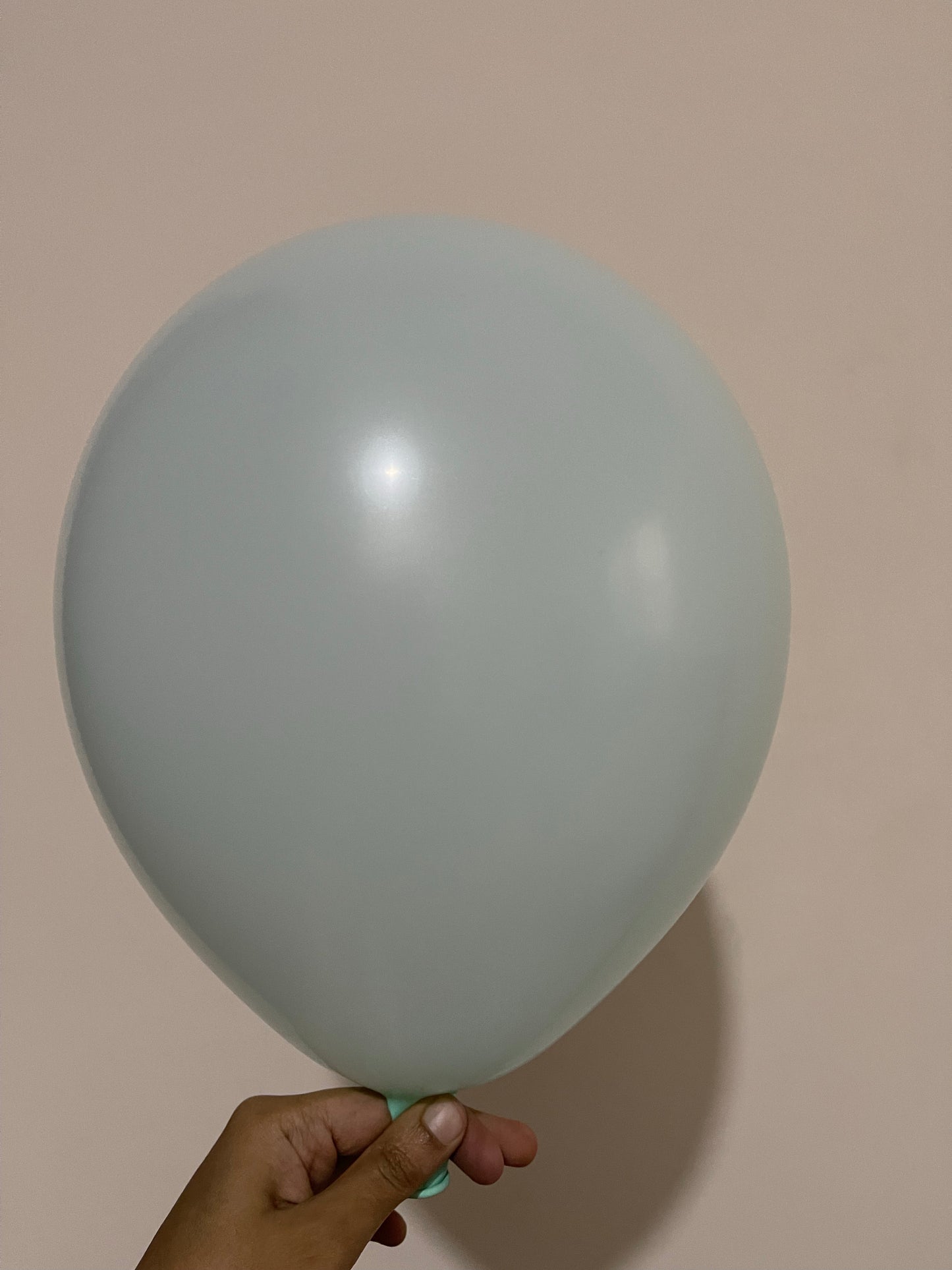 Pastel Macron latex balloon - green
