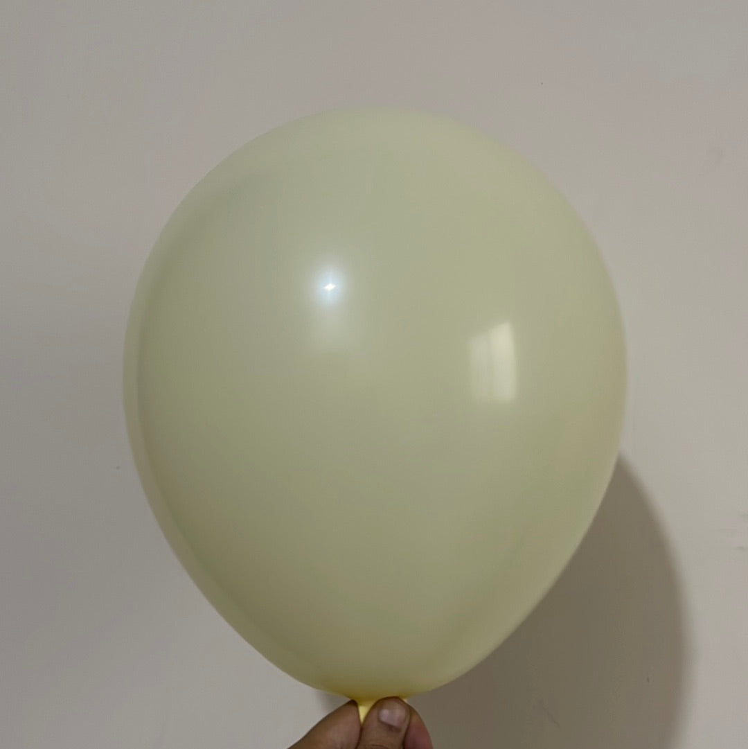 Pastel Macron latex balloon - yellow