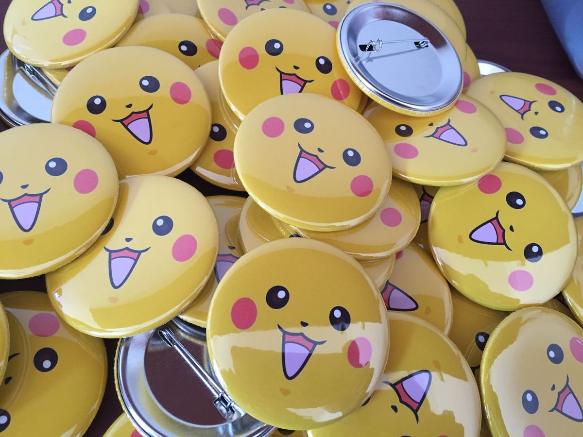 Customizable Badge – Fun