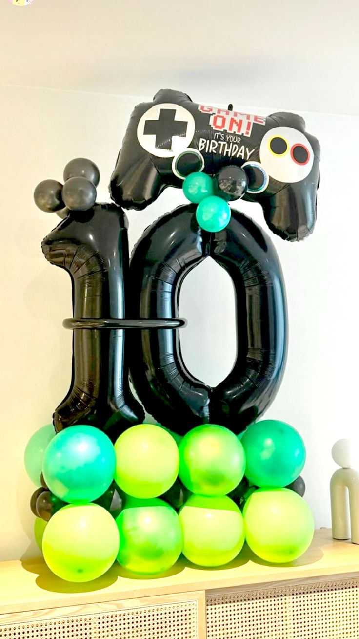 Game on balloon set up