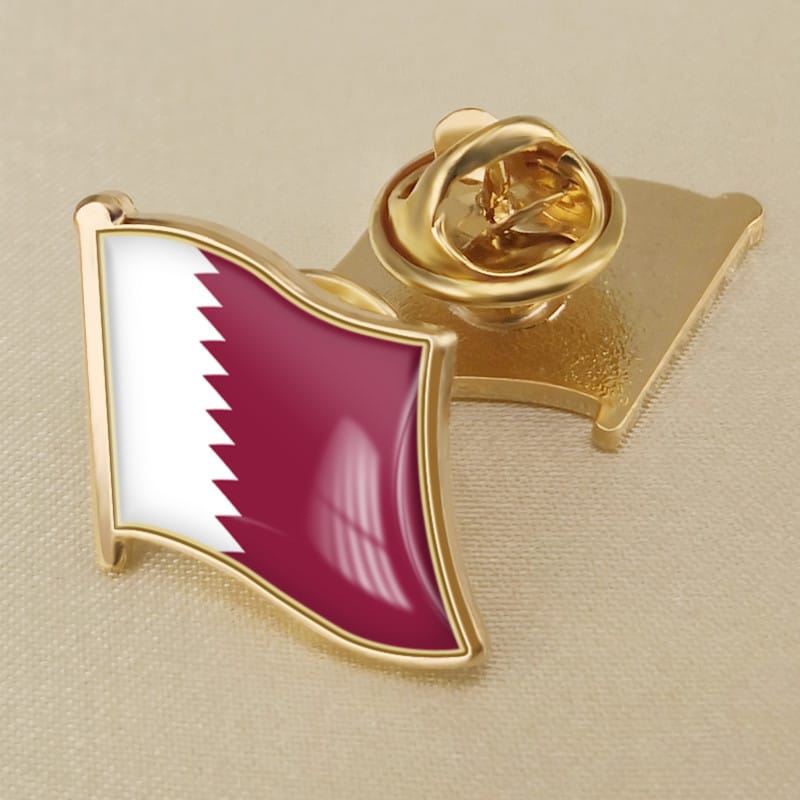 Love for Qatar brooch pin 1 pc