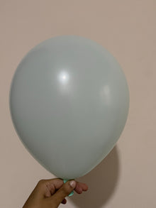 Pastel Macron latex balloon   - green